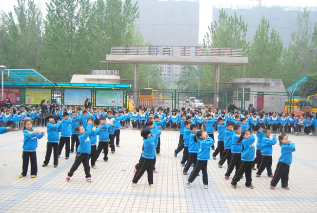 洛陽東方外國語學(xué)校小學(xué)部廣播操比賽